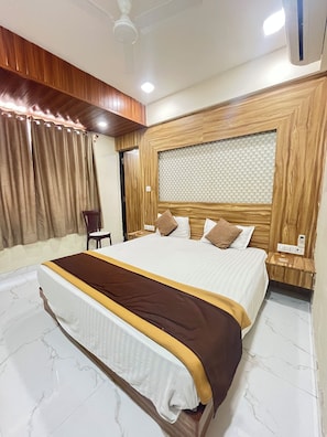 Deluxe Triple Room, Air conditioning, City View - Bansuri hotel (NATHDWARA)
