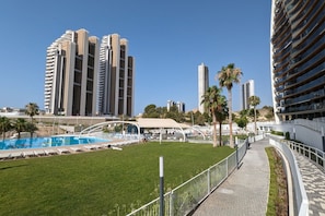 Pool - SUNSET WAVES elegant apartment (Benidorm)