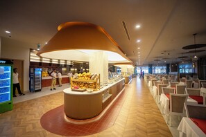 Breakfast area - Mira Meridia Beach Resort Hotel (Alanya)