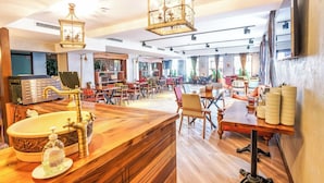 Dining - Bulgaria (Bansko)