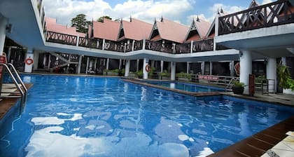 Paya Beach Resort