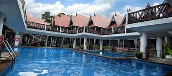 Paya Beach Resort