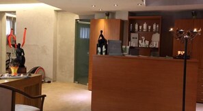 Lobby - Nevros (Lake Plastiras)