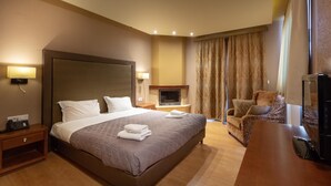 Room - Nevros (Lake Plastiras)