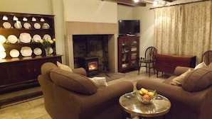 Unclassified image, 4 of 18, button - Hillis Close Farm (Haltwhistle)