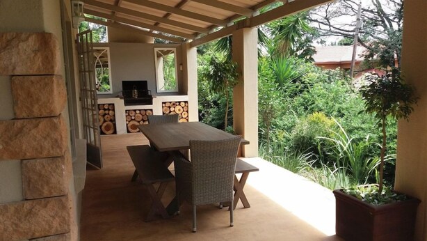 Unclassified image, 1 of 11, button - Kruger Park House [vr] (Mbombela)