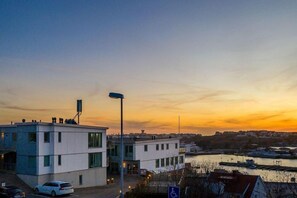 Unclassified image, 2 of 49, button - Hotell Kungshamn (Kungshamn)