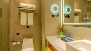 Bathroom - Gem Hefei Qianshan North Road Phoenix Hotel (Hefei)