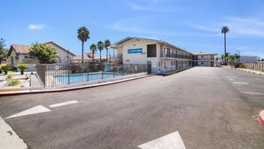 Exterior - Motel6 Moreno Valley, CA - Perris (Moreno Valley)