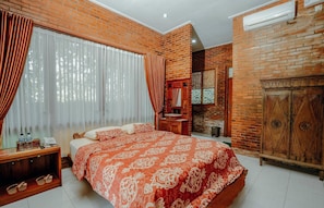 Unclassified image, 5 of 33, button - Joglo Ayem Tentrem (Ngemplak)