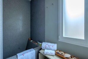 Unclassified image, 5 of 30, button - Attico Terrazza (Venice)