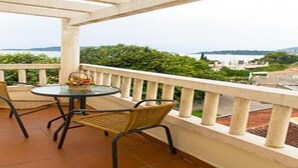 Outdoor dining - Obala (Rafajlovići)