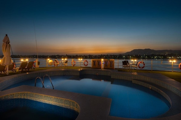Pool - Steigenberger Regency Nile Cruise (Luxor)