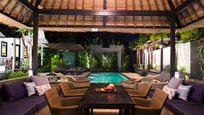 Outdoor dining - 11 On Kajeng - Adults Only (Ubud)