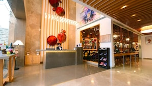 Lobby - Surestay Hotel By Best Western Model Town Amritsar (Tarn Taran)