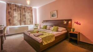 Unclassified image, 3 of 45, button - Zamecek Hotel (Podebrady)