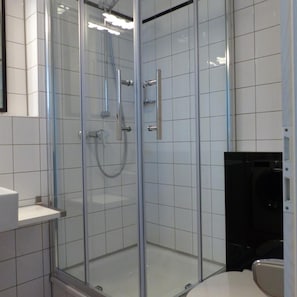 Bathroom - Parkhotel Heidehof Apartements (Ingolstadt)
