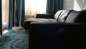 Living area - Parkhotel Heidehof Apartements (Ingolstadt)