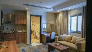 Ảnh chưa phân loại, 5 trong số 33 ảnh, nút