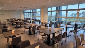 Dining - Diamer Hotel Sokcho Yangyang By Stayneo (Yangyang)