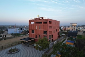 Unclassified image, 2 of 56, button - Clarks Safari Haridwar (Haridwar)