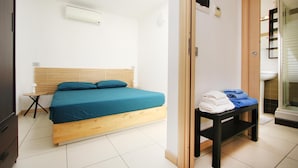 Unclassified image, 2 of 13, button - Vrbo Property (Milano)