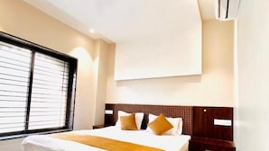 Unclassified image, 3 of 11, button - shree gurukripa inn (maheswar)