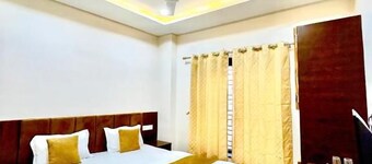 shree gurukripa inn