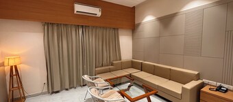 Raghuvar Hotel and Resto