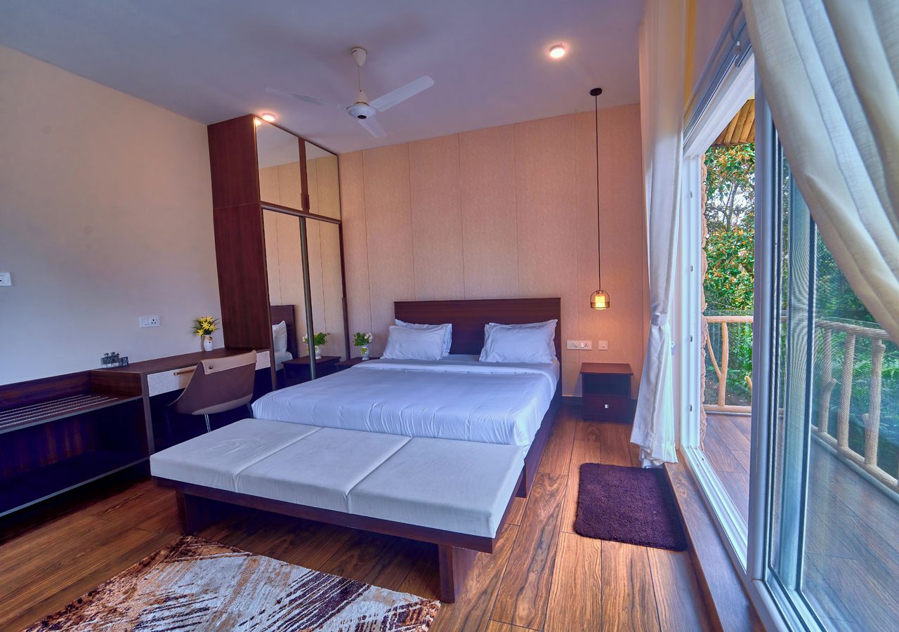 Deluxe Room, Balcony, Valley View | Desk, laptop workspace, WiFi (free)