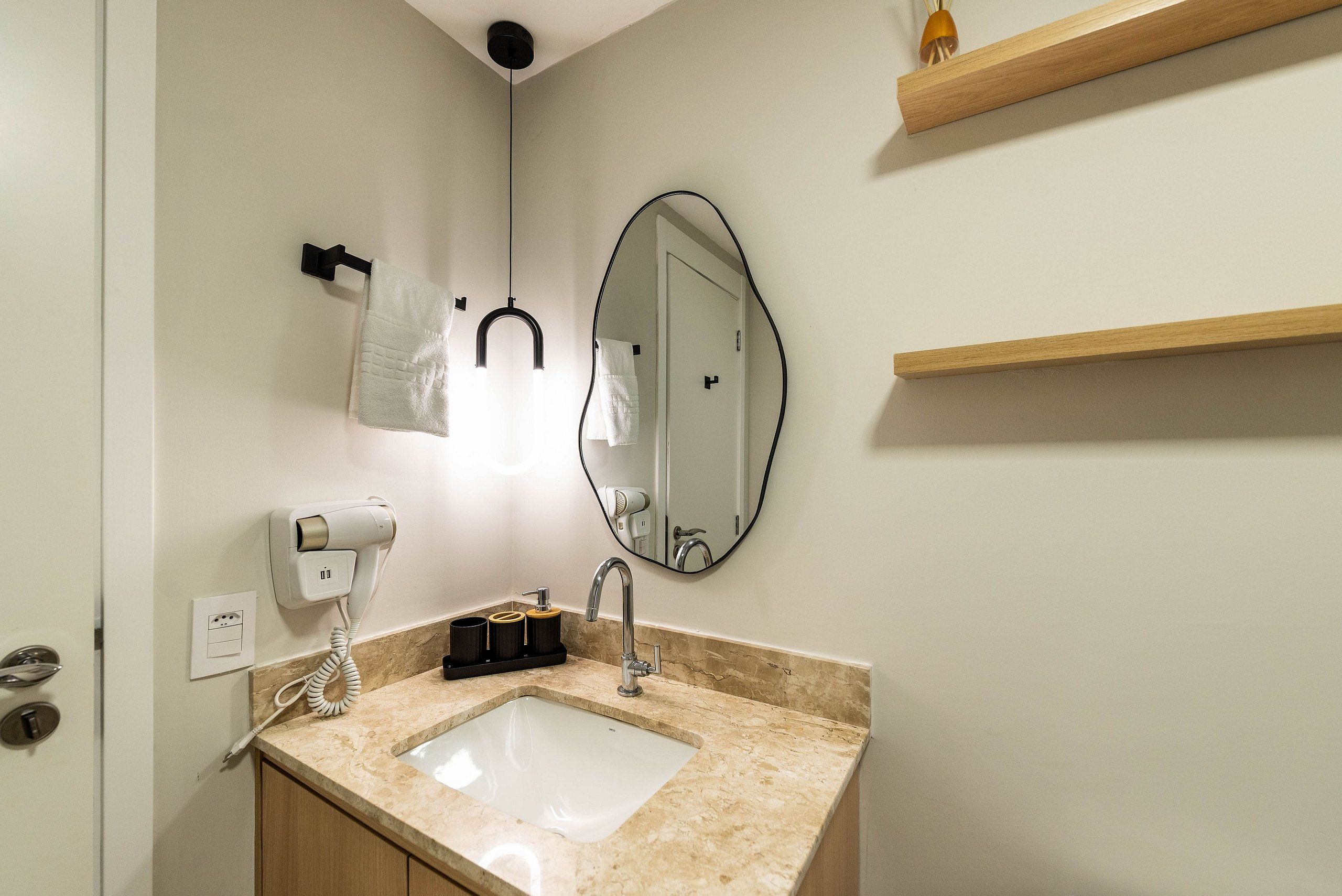 Apartment | Bathroom