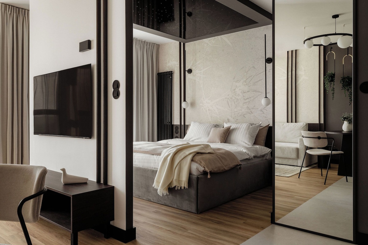 Deluxe-Studiosuite, Balkon, Stadtblick | Hochwertige Bettwaren, Bügeleisen/Bügelbrett, kostenloses WLAN