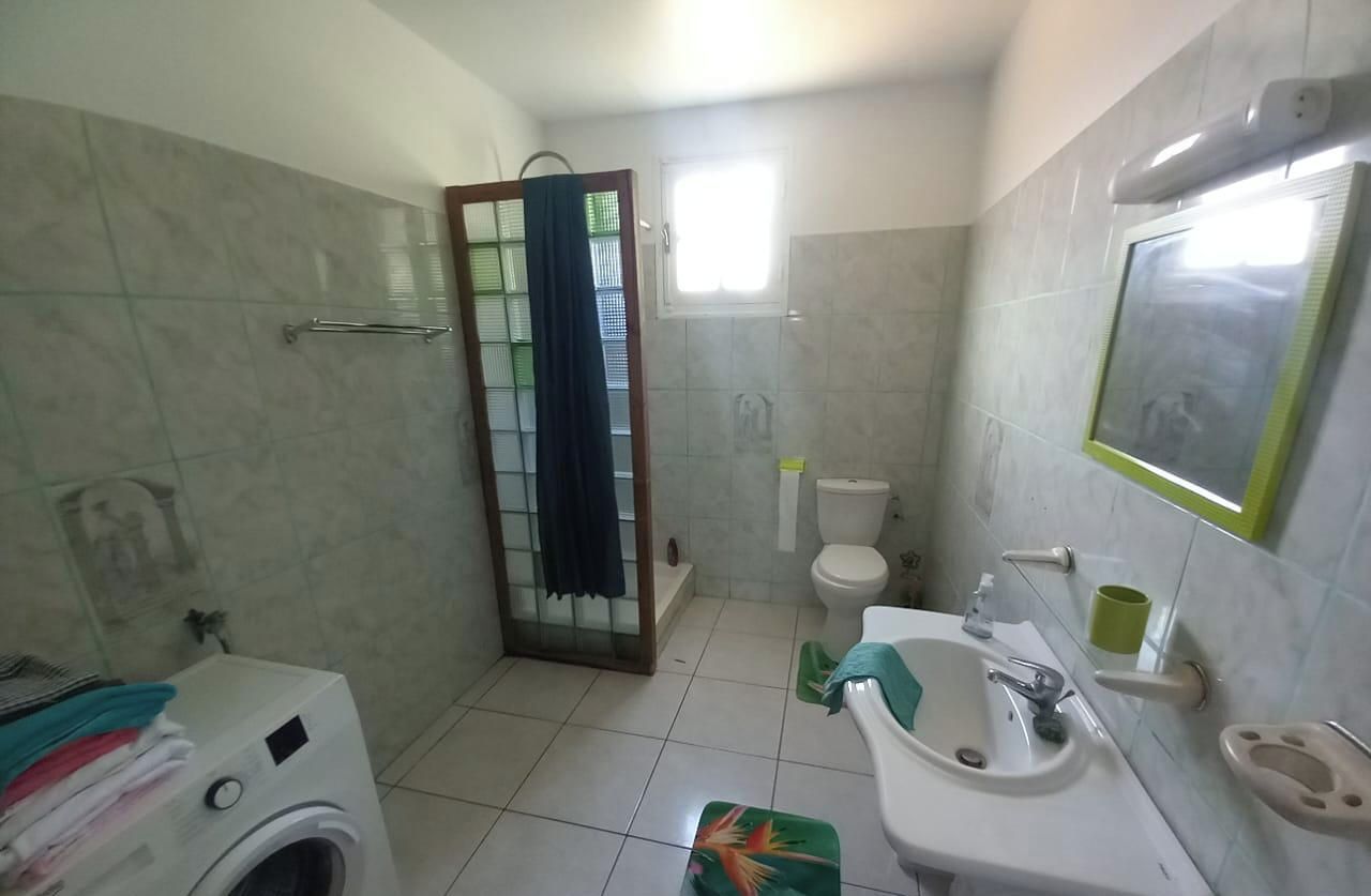 Shower, towels, soap, toilet paper