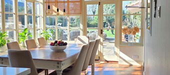 Large Georgian Home | Sleeps 16 | Games Barn & Garden