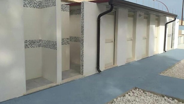 Immagine non classificata, 1 di 33, pulsante