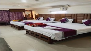 Room - Fabhotel Waltair Center (Visakhapatnam)