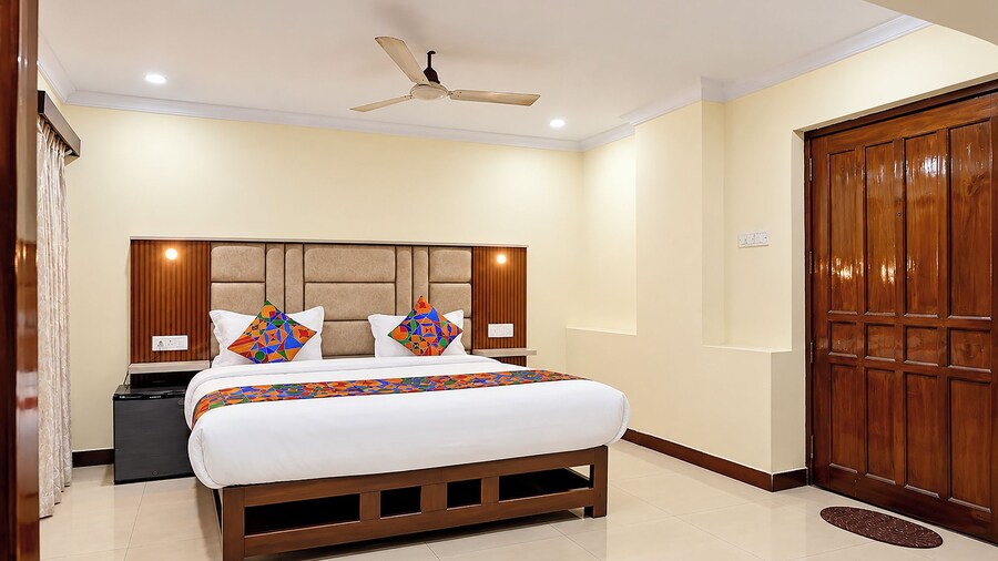Fabhotel Waltair Center