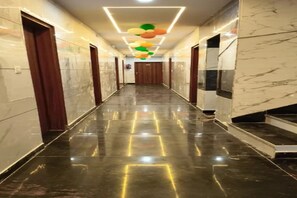 Lobby - Fabhotel Metro Star (New Delhi)