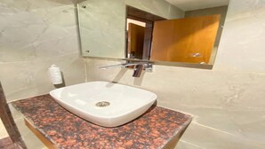 Bathroom - Fabhotel Prime City Central (Visakhapatnam)