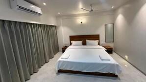 Deluxe Room - Fabhotel Infinity Corporate Stay (Pune)