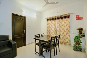 Dining - Fabhotel The Mangrove Wood Residency (Chennai)