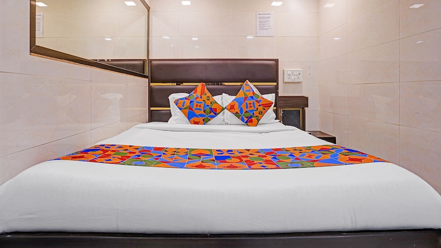 FabHotel Qamar