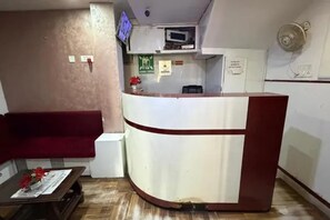フロント