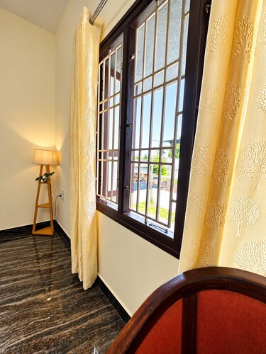 Entire 3BHK Homestay Near Beach For Groups & Family.