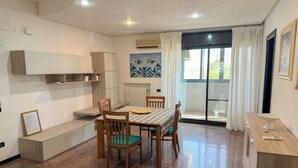 Unclassified image, 4 of 49, button - Vrbo Property (Bari)