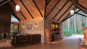 Lobby - Wild Geese Lodge (Buwaya Kasanje)