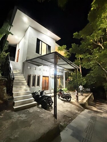 Hostel Labuan ORA