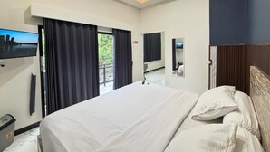 Room - Hostel Labuan ORA (Labuan bajo)