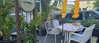 Ferienhaus Kroth: Apartment with Mountain View, Private Garden, and Wi-Fi