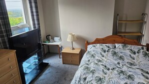 Gemeinsamer Schlafsaal, 2 Schlafzimmer, Kamin